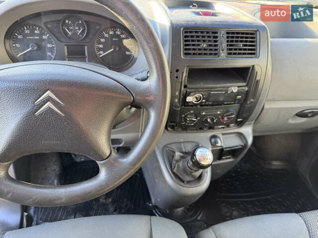 Белый Ситроен Jumpy, объемом двигателя 2 л и пробегом 370 тыс. км за 3290 $, фото 9 на Automoto.ua