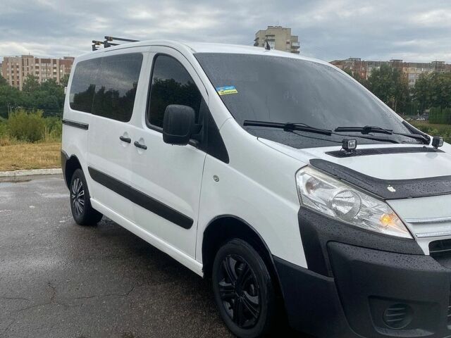 Белый Ситроен Jumpy, объемом двигателя 1.56 л и пробегом 350 тыс. км за 5700 $, фото 7 на Automoto.ua