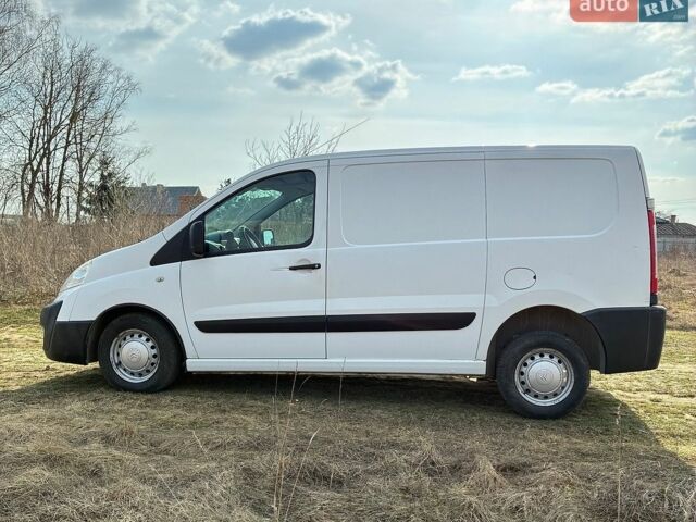 Белый Ситроен Jumpy, объемом двигателя 1.6 л и пробегом 330 тыс. км за 5800 $, фото 5 на Automoto.ua