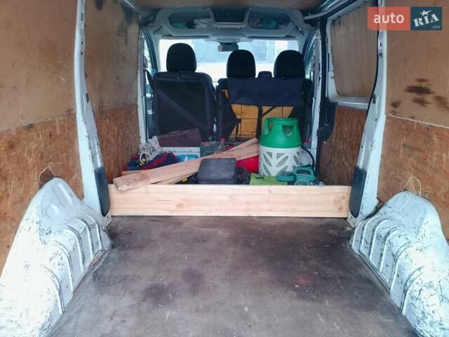 Белый Ситроен Jumpy, объемом двигателя 2 л и пробегом 300 тыс. км за 4700 $, фото 4 на Automoto.ua