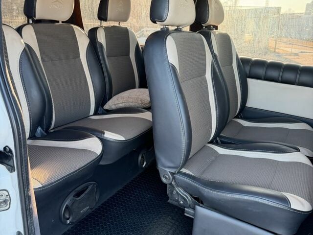 Белый Ситроен Jumpy, объемом двигателя 2 л и пробегом 218 тыс. км за 8000 $, фото 11 на Automoto.ua