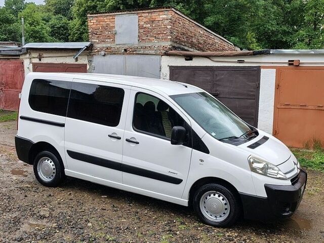 Белый Ситроен Jumpy, объемом двигателя 1.6 л и пробегом 330 тыс. км за 5500 $, фото 3 на Automoto.ua