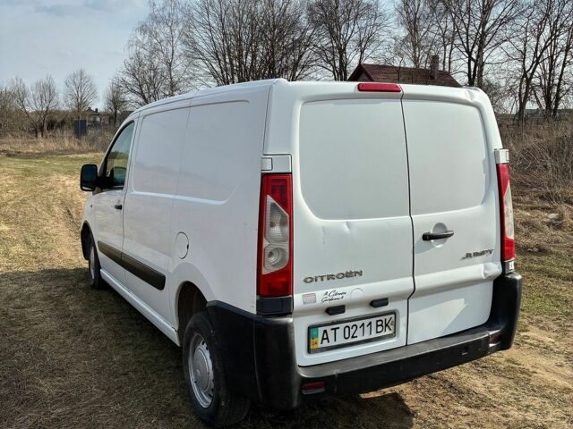 Белый Ситроен Jumpy, объемом двигателя 1.56 л и пробегом 330 тыс. км за 5499 $, фото 6 на Automoto.ua