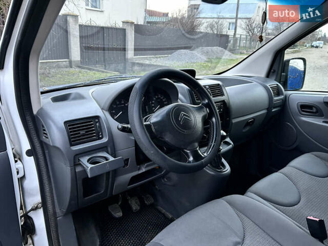 Белый Ситроен Jumpy, объемом двигателя 2 л и пробегом 225 тыс. км за 6300 $, фото 10 на Automoto.ua