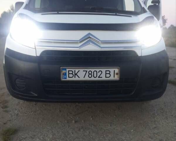 Белый Ситроен Jumpy, объемом двигателя 2 л и пробегом 192 тыс. км за 5600 $, фото 4 на Automoto.ua