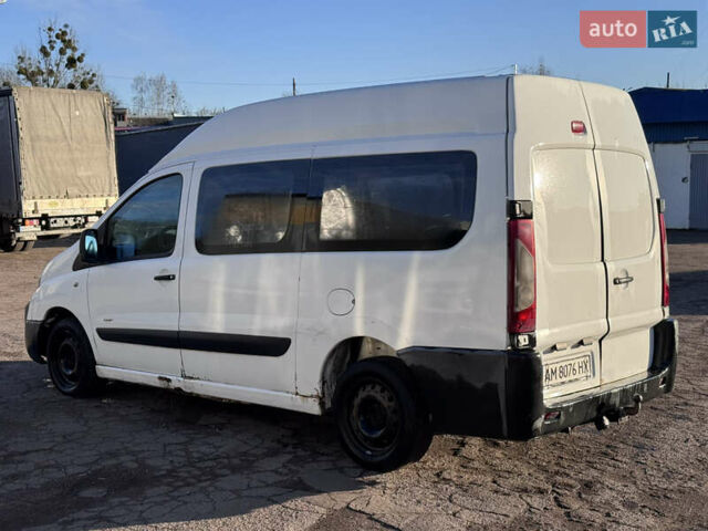Белый Ситроен Jumpy, объемом двигателя 2 л и пробегом 370 тыс. км за 3290 $, фото 4 на Automoto.ua