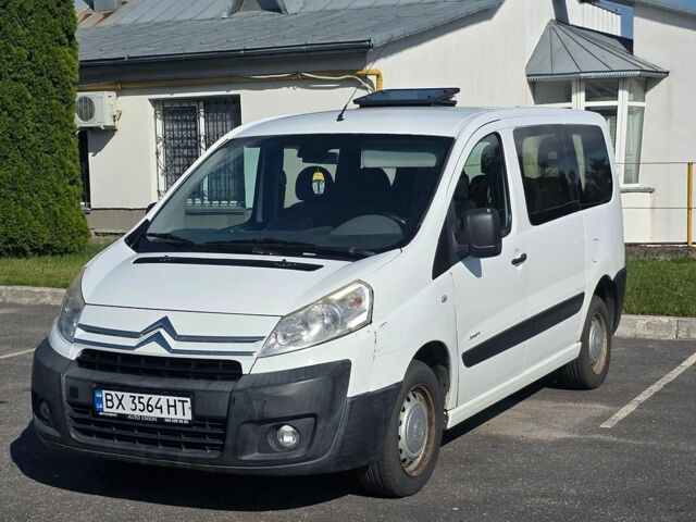 Белый Ситроен Jumpy, объемом двигателя 1.6 л и пробегом 276 тыс. км за 5000 $, фото 1 на Automoto.ua