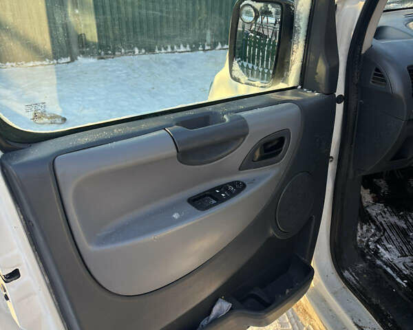 Белый Ситроен Jumpy, объемом двигателя 1.58 л и пробегом 410 тыс. км за 4350 $, фото 4 на Automoto.ua