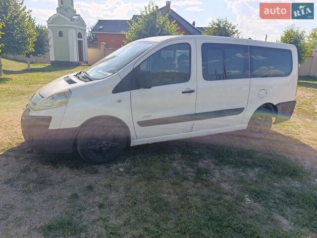 Белый Ситроен Jumpy, объемом двигателя 2 л и пробегом 315 тыс. км за 4900 $, фото 9 на Automoto.ua