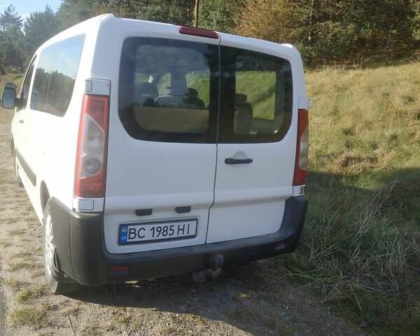 Белый Ситроен Jumpy, объемом двигателя 2 л и пробегом 262 тыс. км за 7400 $, фото 3 на Automoto.ua