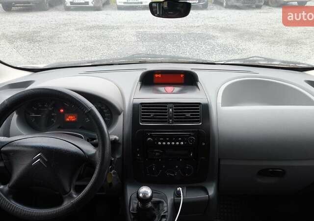 Білий Сітроен Jumpy, об'ємом двигуна 2 л та пробігом 262 тис. км за 6700 $, фото 2 на Automoto.ua