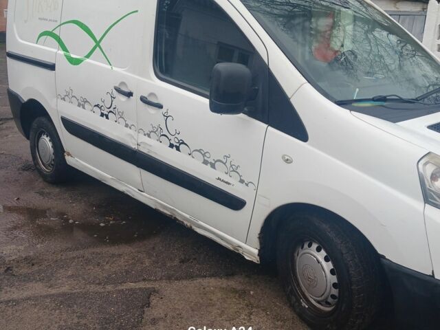 Белый Ситроен Jumpy, объемом двигателя 1.6 л и пробегом 300 тыс. км за 4000 $, фото 5 на Automoto.ua