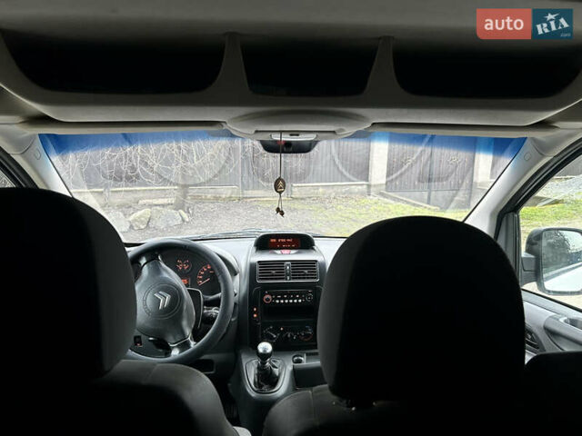 Белый Ситроен Jumpy, объемом двигателя 2 л и пробегом 225 тыс. км за 6300 $, фото 27 на Automoto.ua