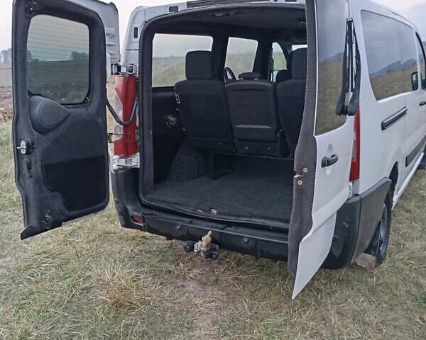 Белый Ситроен Jumpy, объемом двигателя 2 л и пробегом 345 тыс. км за 6720 $, фото 11 на Automoto.ua