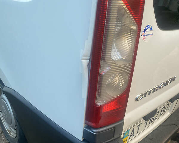 Белый Ситроен Jumpy, объемом двигателя 2 л и пробегом 430 тыс. км за 5500 $, фото 29 на Automoto.ua