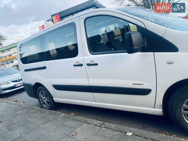 Белый Ситроен Jumpy, объемом двигателя 2 л и пробегом 430 тыс. км за 5500 $, фото 5 на Automoto.ua