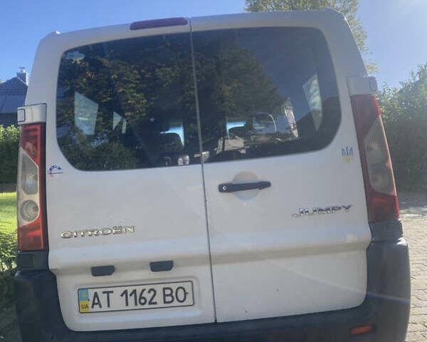 Белый Ситроен Jumpy, объемом двигателя 2 л и пробегом 430 тыс. км за 5500 $, фото 25 на Automoto.ua