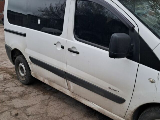 Белый Ситроен Jumpy, объемом двигателя 2 л и пробегом 279 тыс. км за 4400 $, фото 4 на Automoto.ua