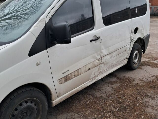 Белый Ситроен Jumpy, объемом двигателя 2 л и пробегом 279 тыс. км за 4400 $, фото 7 на Automoto.ua