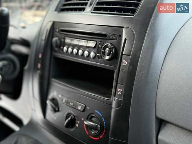 Білий Сітроен Jumpy, об'ємом двигуна 2 л та пробігом 236 тис. км за 6700 $, фото 15 на Automoto.ua