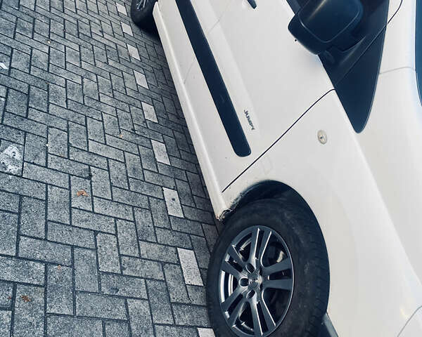 Белый Ситроен Jumpy, объемом двигателя 2 л и пробегом 430 тыс. км за 5500 $, фото 11 на Automoto.ua