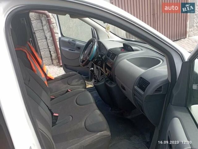 Білий Сітроен Jumpy, об'ємом двигуна 1.6 л та пробігом 146 тис. км за 5800 $, фото 5 на Automoto.ua