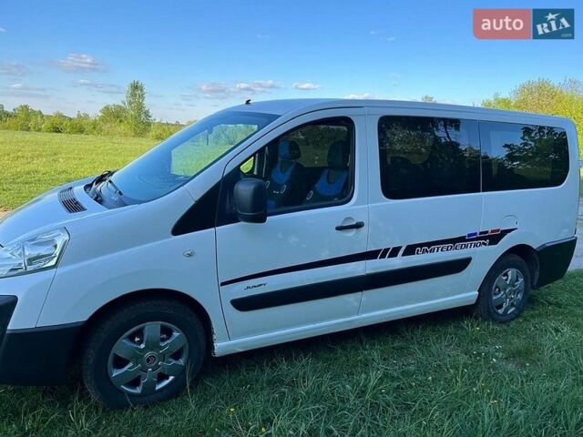 Белый Ситроен Jumpy, объемом двигателя 2 л и пробегом 313 тыс. км за 6500 $, фото 1 на Automoto.ua