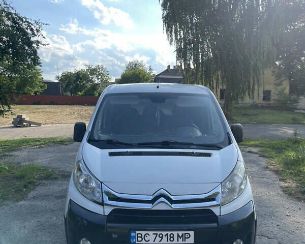 Білий Сітроен Jumpy, об'ємом двигуна 2 л та пробігом 300 тис. км за 5299 $, фото 1 на Automoto.ua
