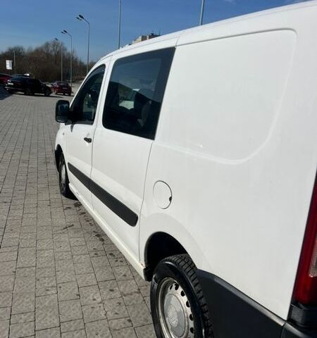 Білий Сітроен Jumpy, об'ємом двигуна 1.56 л та пробігом 301 тис. км за 5700 $, фото 2 на Automoto.ua