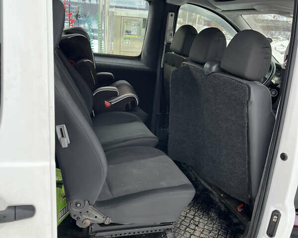 Білий Сітроен Jumpy, об'ємом двигуна 1.6 л та пробігом 301 тис. км за 6200 $, фото 5 на Automoto.ua