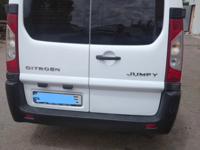 Белый Ситроен Jumpy, объемом двигателя 2 л и пробегом 270 тыс. км за 7500 $, фото 2 на Automoto.ua
