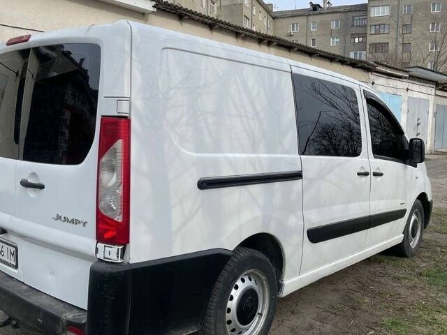 Белый Ситроен Jumpy, объемом двигателя 1.6 л и пробегом 261 тыс. км за 5500 $, фото 2 на Automoto.ua