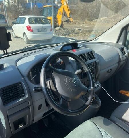 Білий Сітроен Jumpy, об'ємом двигуна 1.56 л та пробігом 301 тис. км за 5700 $, фото 11 на Automoto.ua