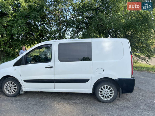 Белый Ситроен Jumpy, объемом двигателя 2 л и пробегом 373 тыс. км за 4900 $, фото 5 на Automoto.ua