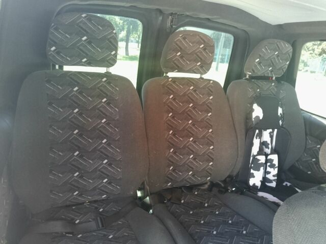 Белый Ситроен Jumpy, объемом двигателя 1.6 л и пробегом 240 тыс. км за 7800 $, фото 6 на Automoto.ua