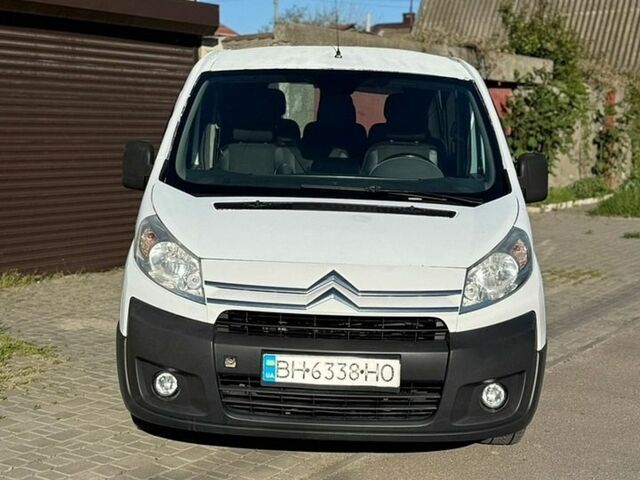 Белый Ситроен Jumpy, объемом двигателя 1.56 л и пробегом 355 тыс. км за 5200 $, фото 7 на Automoto.ua
