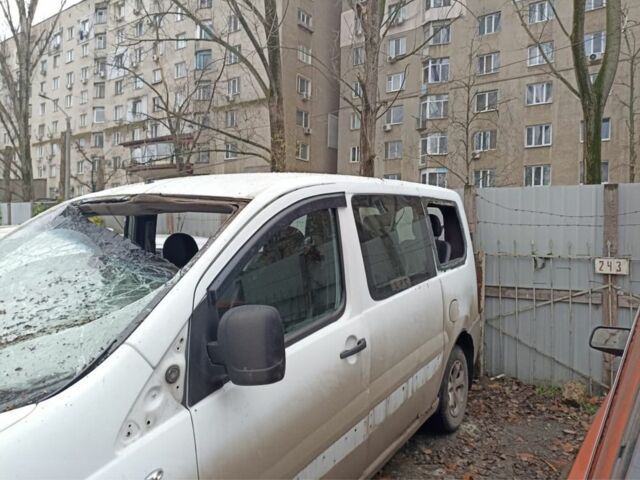 Белый Ситроен Jumpy, объемом двигателя 1.6 л и пробегом 350 тыс. км за 3500 $, фото 4 на Automoto.ua