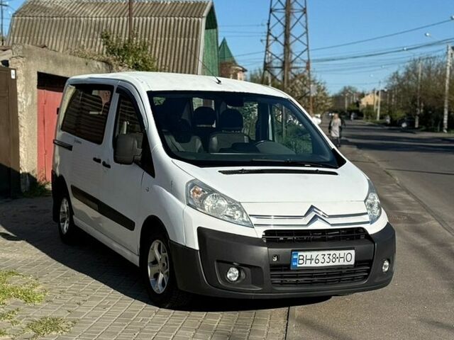 Белый Ситроен Jumpy, объемом двигателя 1.56 л и пробегом 355 тыс. км за 5200 $, фото 2 на Automoto.ua
