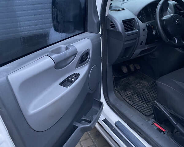 Белый Ситроен Jumpy, объемом двигателя 2 л и пробегом 285 тыс. км за 6800 $, фото 17 на Automoto.ua