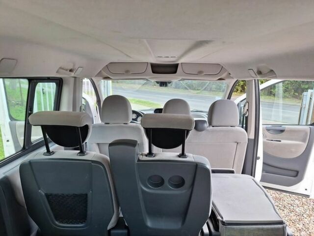 Белый Ситроен Jumpy, объемом двигателя 2 л и пробегом 232 тыс. км за 6800 $, фото 17 на Automoto.ua