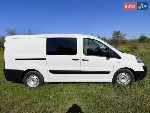 Белый Ситроен Jumpy, объемом двигателя 1.9 л и пробегом 194 тыс. км за 7000 $, фото 7 на Automoto.ua