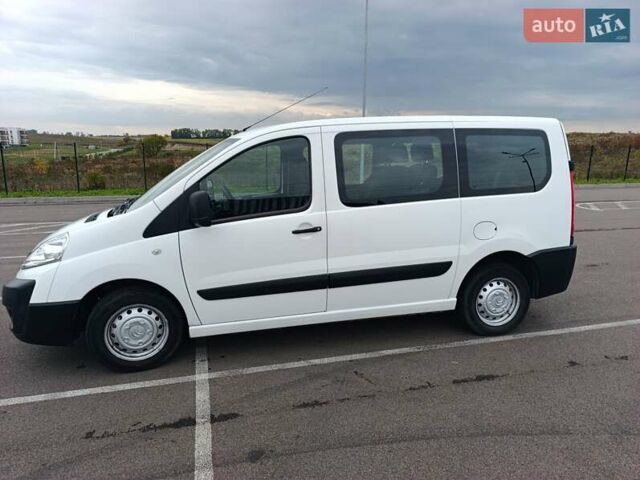 Белый Ситроен Jumpy, объемом двигателя 2 л и пробегом 295 тыс. км за 10700 $, фото 1 на Automoto.ua
