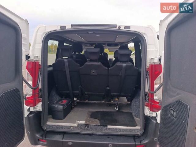 Белый Ситроен Jumpy, объемом двигателя 2 л и пробегом 295 тыс. км за 10700 $, фото 4 на Automoto.ua