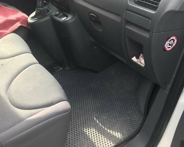 Белый Ситроен Jumpy, объемом двигателя 2 л и пробегом 370 тыс. км за 8100 $, фото 14 на Automoto.ua