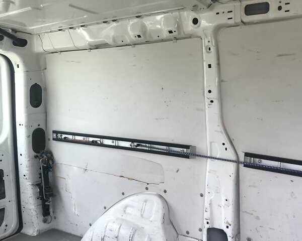 Белый Ситроен Jumpy, объемом двигателя 2 л и пробегом 370 тыс. км за 8100 $, фото 11 на Automoto.ua