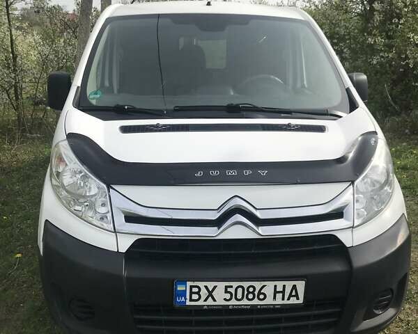 Белый Ситроен Jumpy, объемом двигателя 2 л и пробегом 370 тыс. км за 8100 $, фото 4 на Automoto.ua