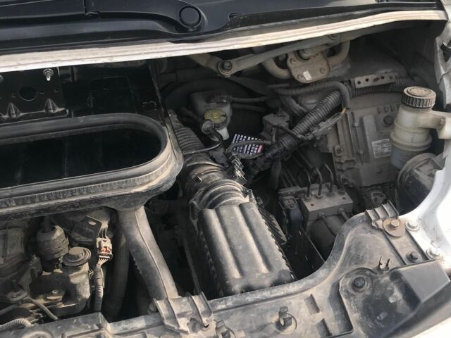 Белый Ситроен Jumpy, объемом двигателя 2 л и пробегом 400 тыс. км за 8500 $, фото 22 на Automoto.ua