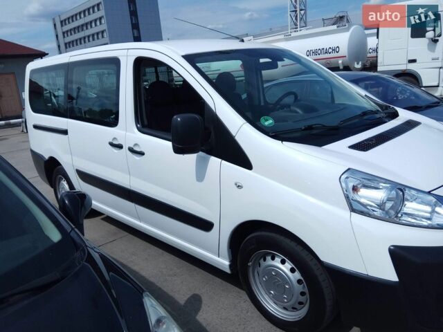 Белый Ситроен Jumpy, объемом двигателя 2 л и пробегом 370 тыс. км за 11000 $, фото 4 на Automoto.ua
