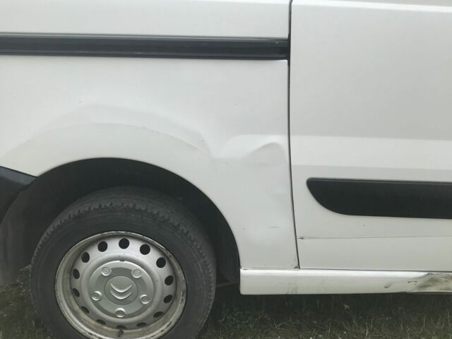 Белый Ситроен Jumpy, объемом двигателя 2 л и пробегом 400 тыс. км за 8500 $, фото 8 на Automoto.ua