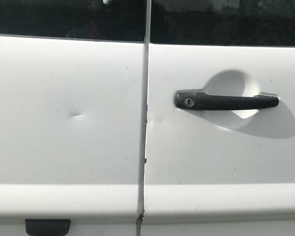 Белый Ситроен Jumpy, объемом двигателя 2 л и пробегом 370 тыс. км за 8100 $, фото 10 на Automoto.ua